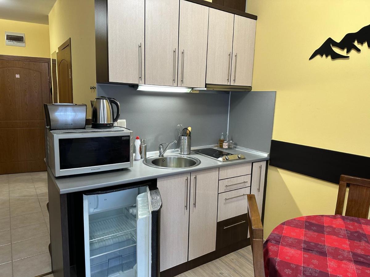 Apartments & Rooms Royal Plaza بوروفتس المظهر الخارجي الصورة
